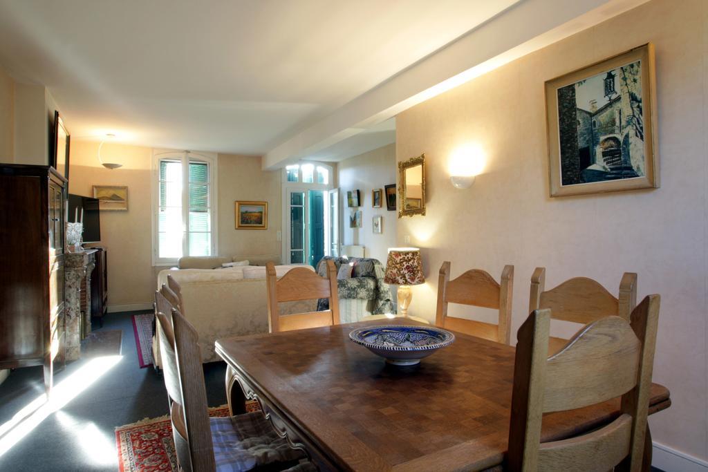 Maison de maître à BRAM # Jacuzzi Esterno foto
