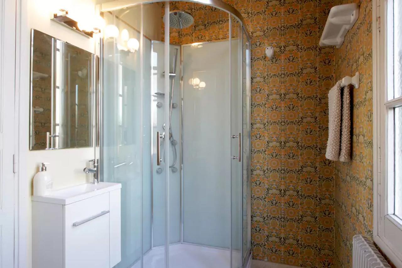 Maison de maître à BRAM # Jacuzzi Esterno foto